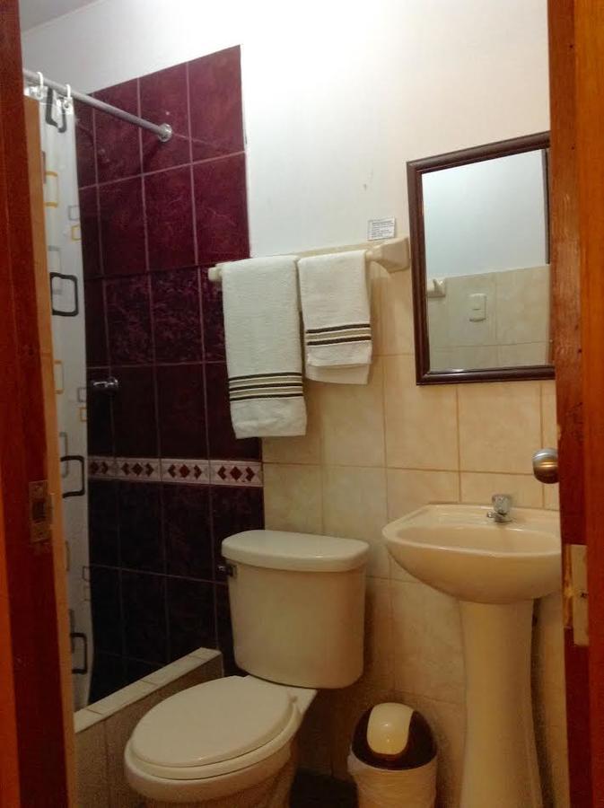 איקה Hostal La Estancia מראה חיצוני תמונה